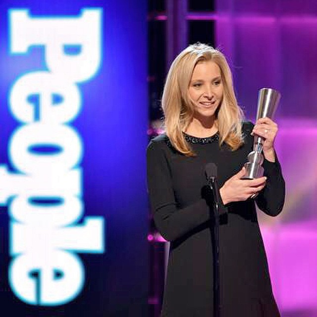 Who Is Lisa Kudrow? Net Worth, Career & "Friends" Legacy